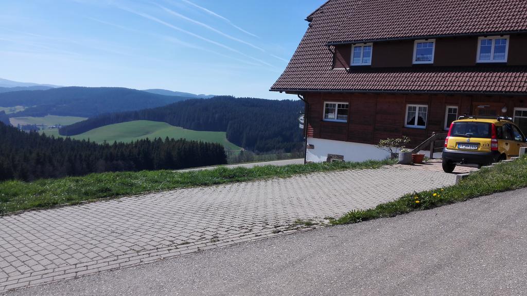Pension Forsthaus Taele - Das Gaestehaus Vom Schwarzwaldgasthaus Salenhof Titisee-Neustadt Exterior foto